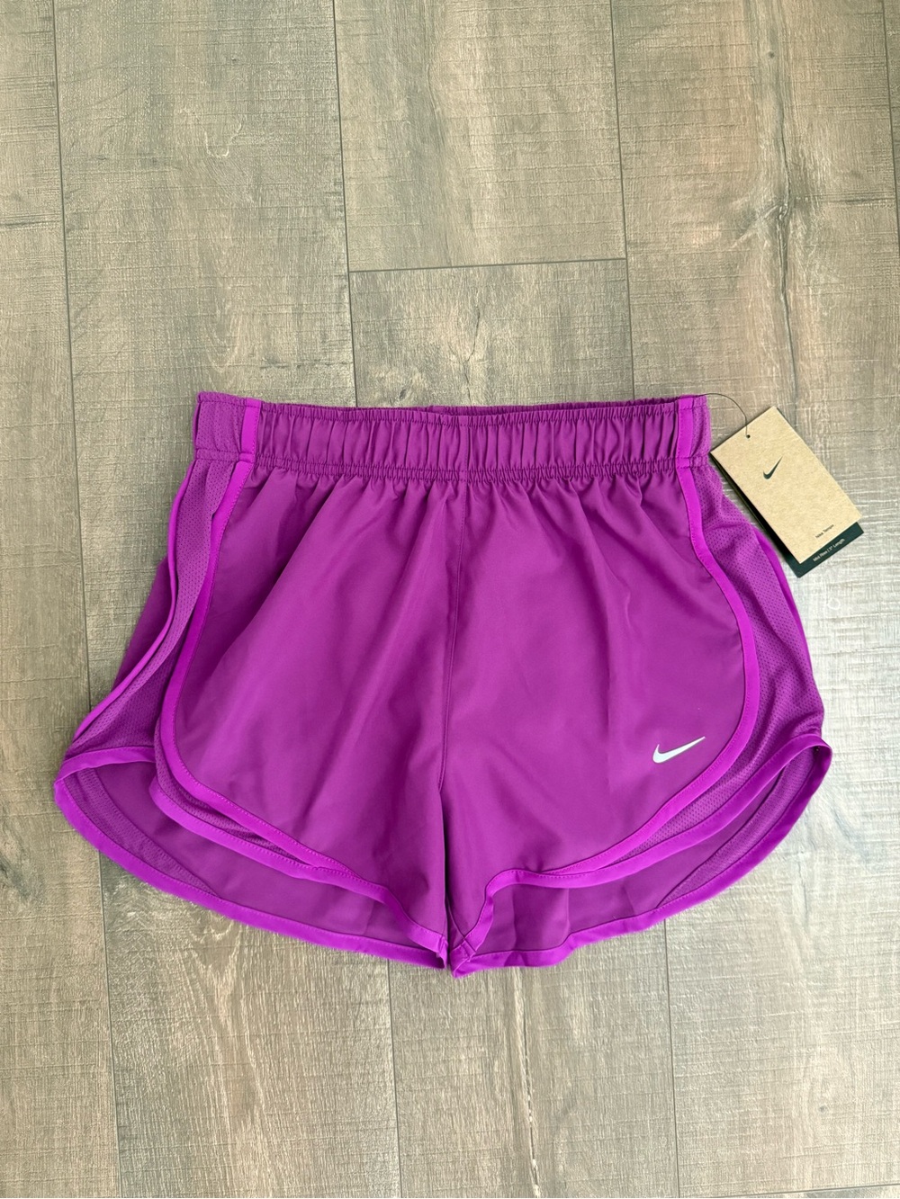 Nike Tempo Women's Dri-FIT Mid-Rise Running Shorts